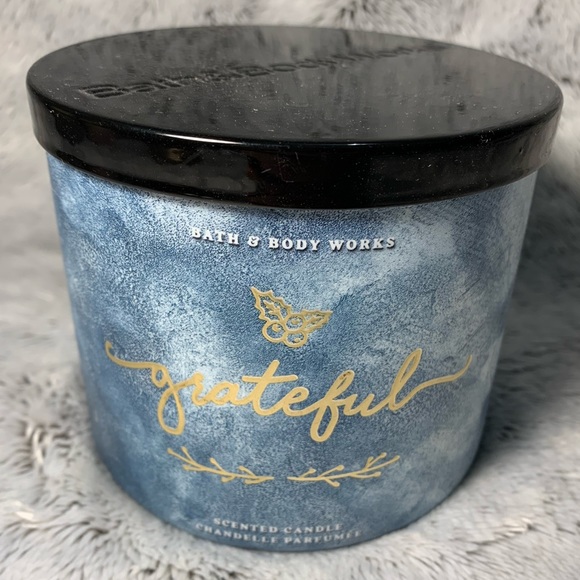 Grateful Apple Cardamom & Crisp 3-Wick Candle from Bath & Body Works (2019) BBW - Picture 1 of 3